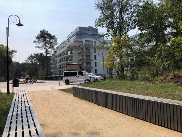Apart Park - Albus 211 Z Parkingiem W Cenie Свиноуйсьце Экстерьер фото