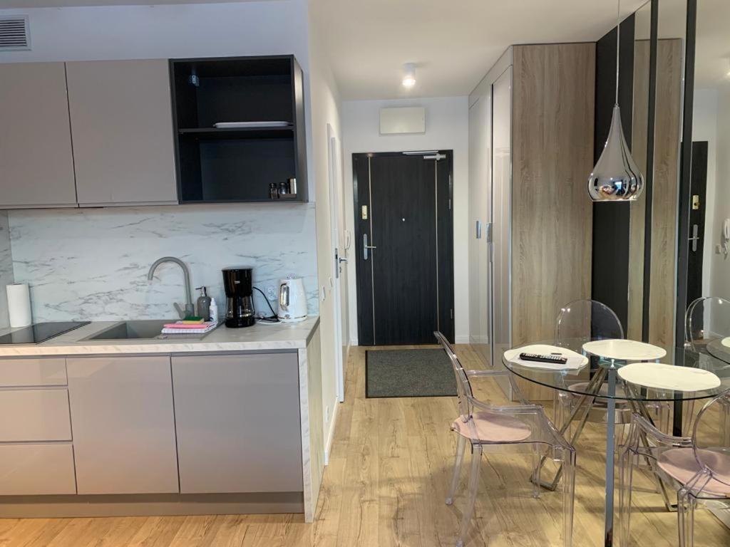 Apart Park - Albus 211 Z Parkingiem W Cenie Свиноуйсьце Экстерьер фото